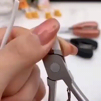 Alicate desencravador